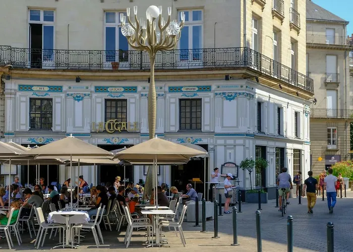 Duplex De Charme Quartier Opera Graslin شقة *